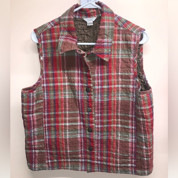 Multi color insulated vest with snap buttons - Picture 1 of 4